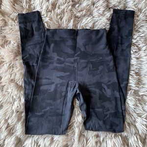 Size 2 Lululemon Camo Align Pant 28”